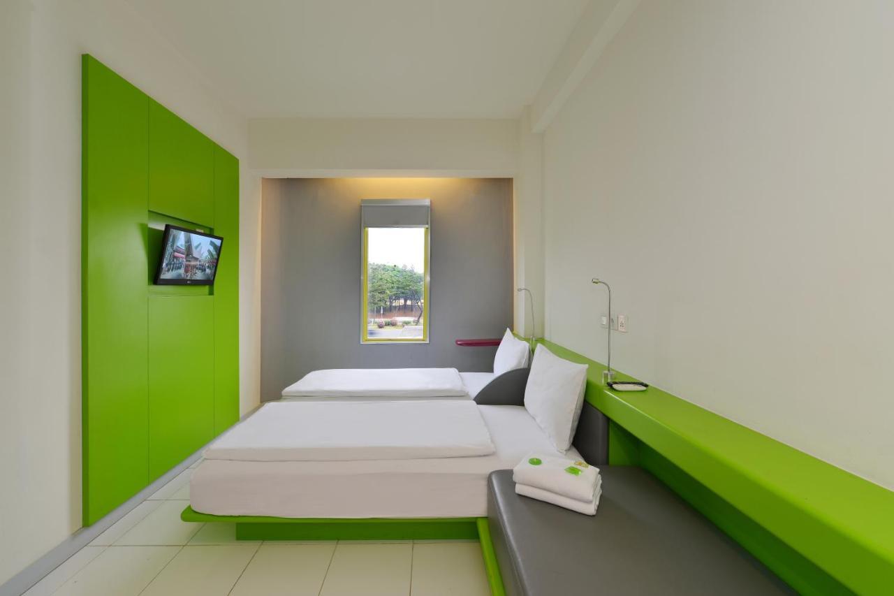 Pop! Hotel Bsd City Tangerang Serpong Exterior photo
